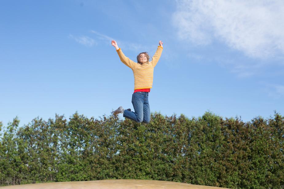 articles/happy-woman-jumps-on-trampoline_925x_b5a501bf-897b-4818-9f0f-9add2b56941b.jpg